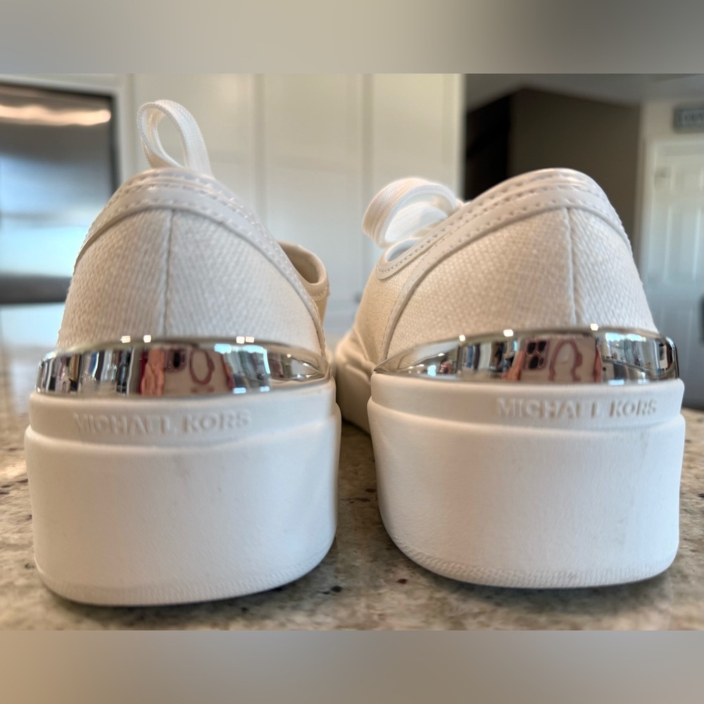 Michael Kors Jude Lace Up Sneaker "New" - Picture 4 of 9